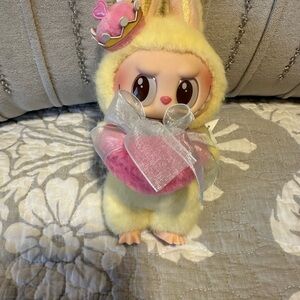 POP MART The Monsters Let's Checkmate Labubu Queen vinyl plush. New. No box.